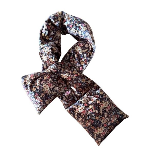 Anthropologie Quilted Puffer Scarf Floral Velvet Pull-Through - Picture 2 of 6